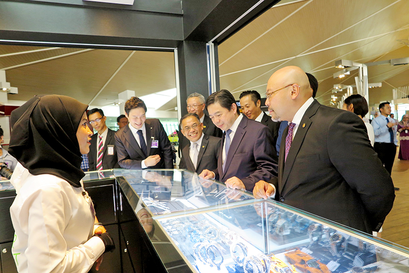 Brunei’s First Duty Free Shop Launched at the Brunei International